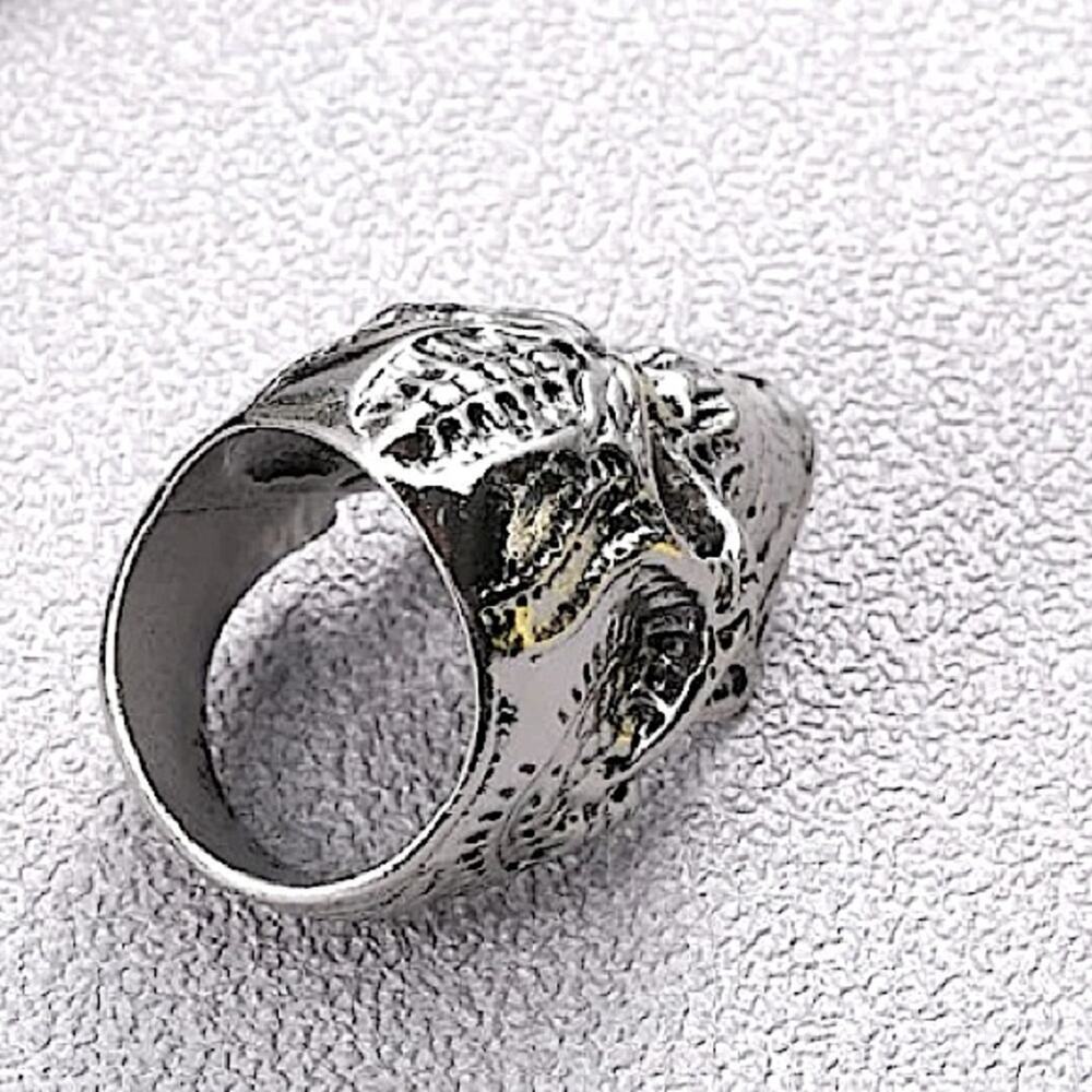 STAINLESS STEEL SKULL RING - Picture 4 of 4